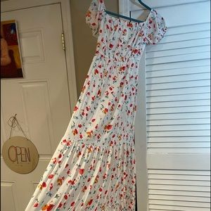 Off the shoulder light and summery floral dress! Never worn but without tags!
